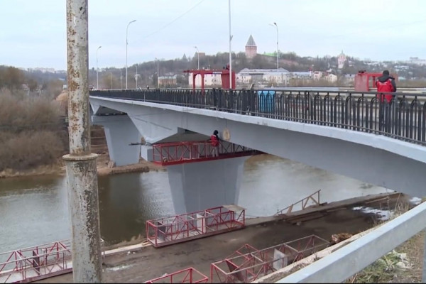 Ремонт опоры смоленского Крестовоздвиженского моста выполнят до конца декабря 2022 года