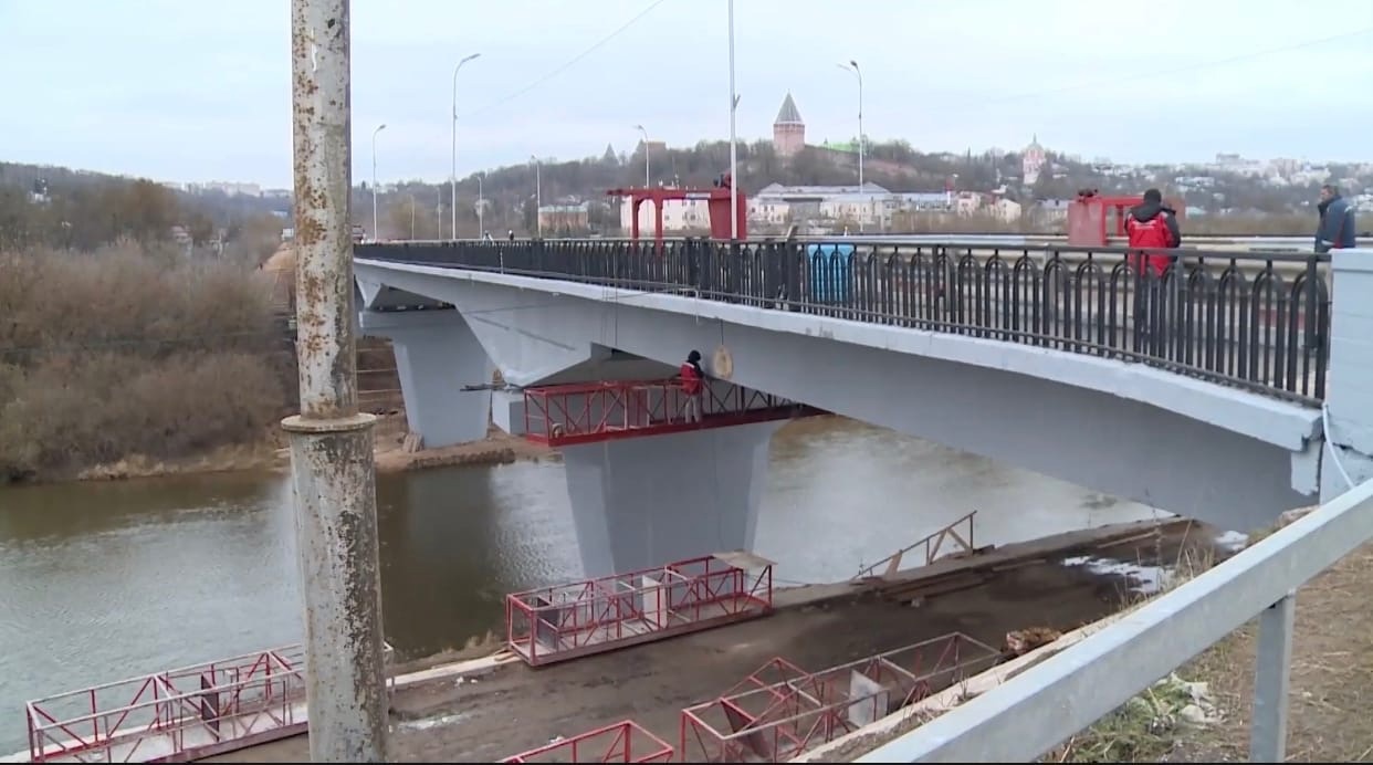 Крестовоздвиженский мост в Смоленске готов к эксплуатации, но с ограничениями