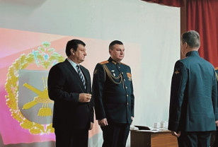 Единороссы поздравили 49 зенитную ракетную бригаду с 55-летием со дня создания
