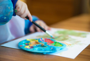 309 юных смолян приняли участие в конкурсе детских рисунков «Мир в радуге профессий»
