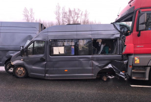 Двое пострадавших в ДТП в Кардымовском районе скончались по дороге в больницу
