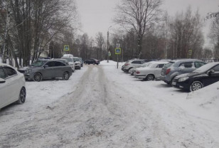 Коммунальщики Смоленска максимально мобилизовались на устранение последствий снегопада