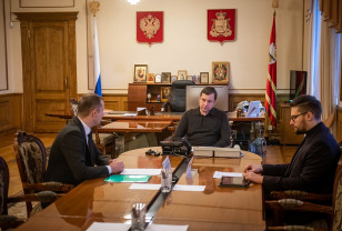 В Смоленске состоялась встреча губернатора Алексея Островского и депутата Госдумы Сергея Леонова