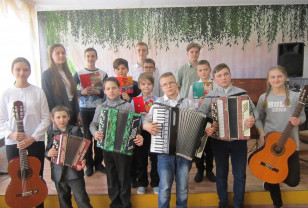7,5 млн рублей получат на новое оборудование детские школ искусств Смоленска  