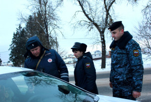 Судебные приставы и сотрудники ГИБДД вместе выявляли должников на автодорогах Смоленского района 