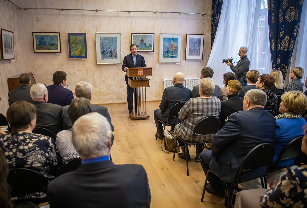 Губернатор Алексей Островский принял участие в пленуме Смоленского областного совета ветеранов