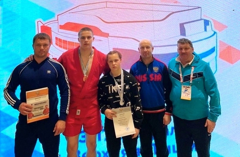 Спортсмены из Смоленской области успешно выступили на первенстве России по самбо