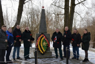 Смоленские таможенники почтили память павших воинов