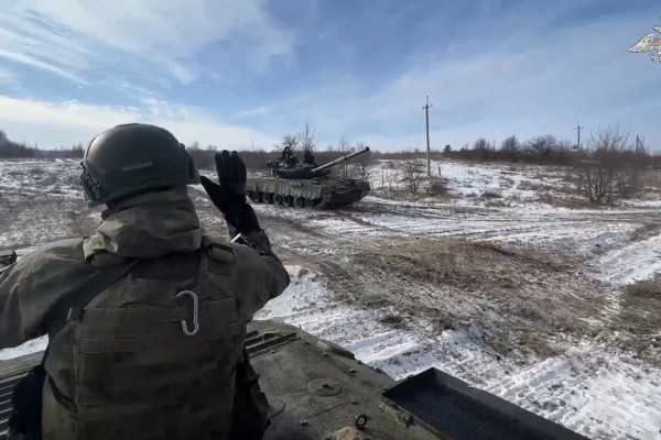 Минобороны РФ показало кадры боевой подготовки экипажей БМП-2