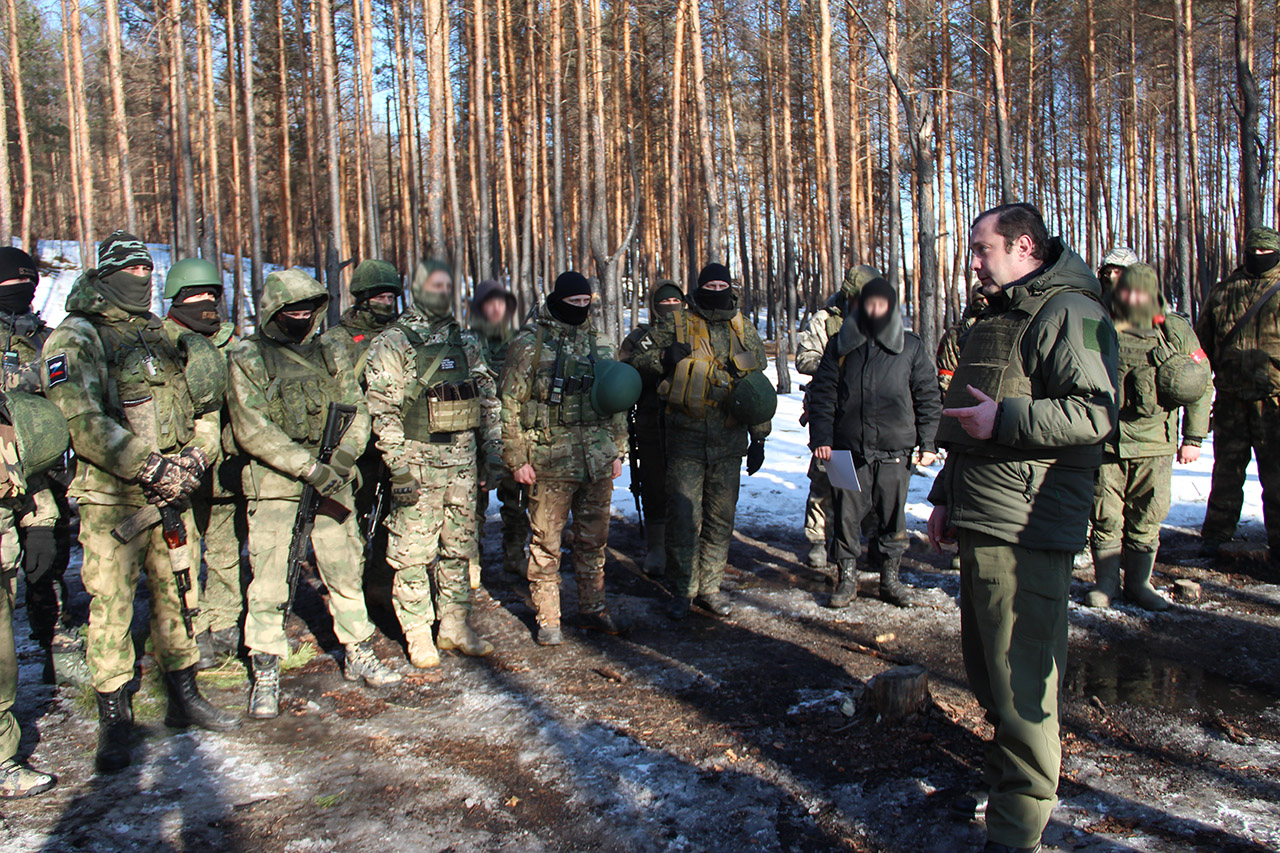 Губернатор встретился с бойцами 144-й гвардейской мотострелковой Ельнинской дивизии в зоне СВО