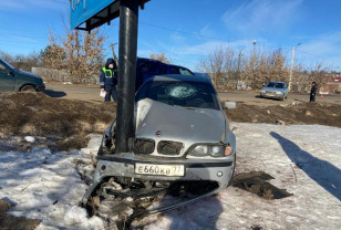 В Смоленской области устанавливают свидетелей ДТП, в котором водителю причинены тяжкие телесные повреждения