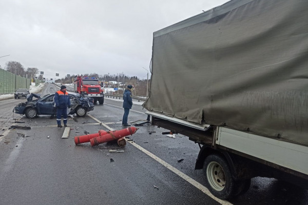 На трассе М-1 в Смоленской области произошло массовое ДТП