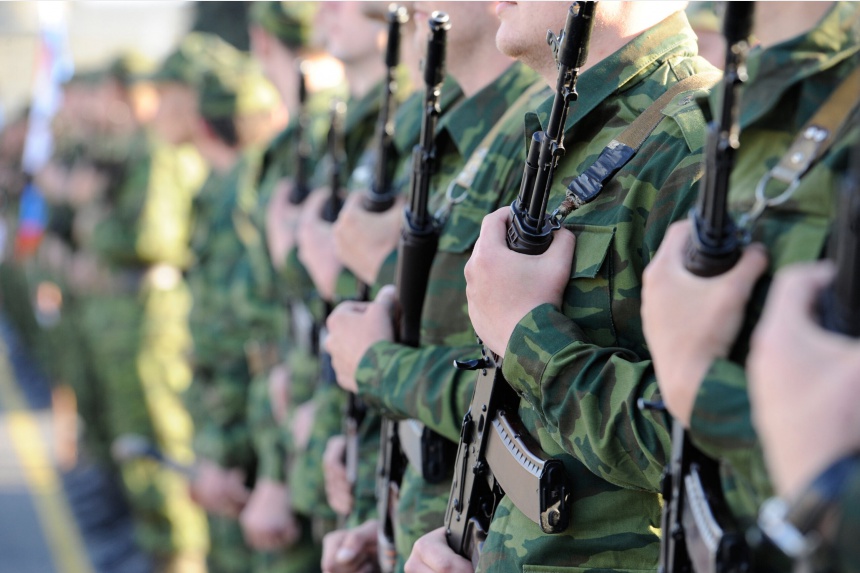 Военный комиссариат Смоленска проводит набор граждан для прохождения военной службы по контракту