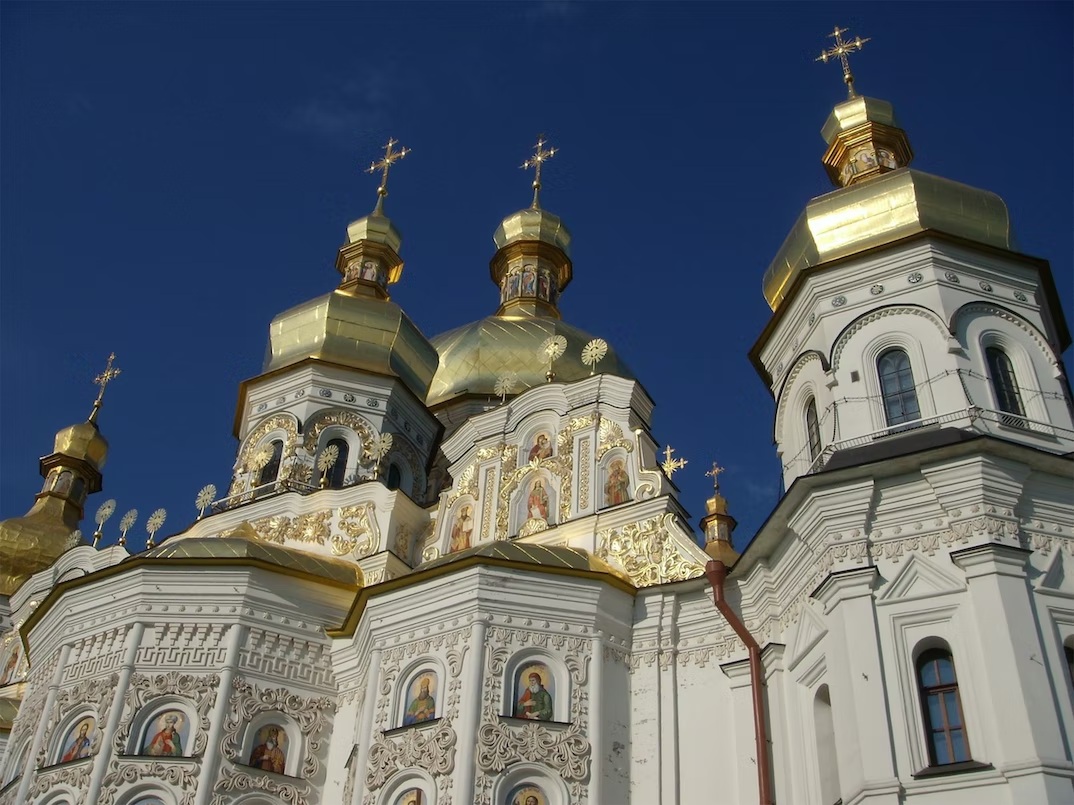 Борьба за Киево-Печерскую лавру может привести к мировой религиозной войне