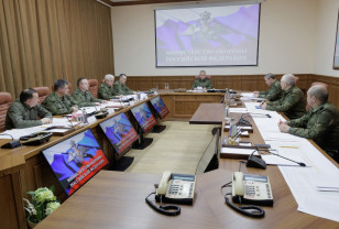 Сергей Шойгу в штабе объединенной группировки провел совещание по вопросам обеспечения войск боеприпасами