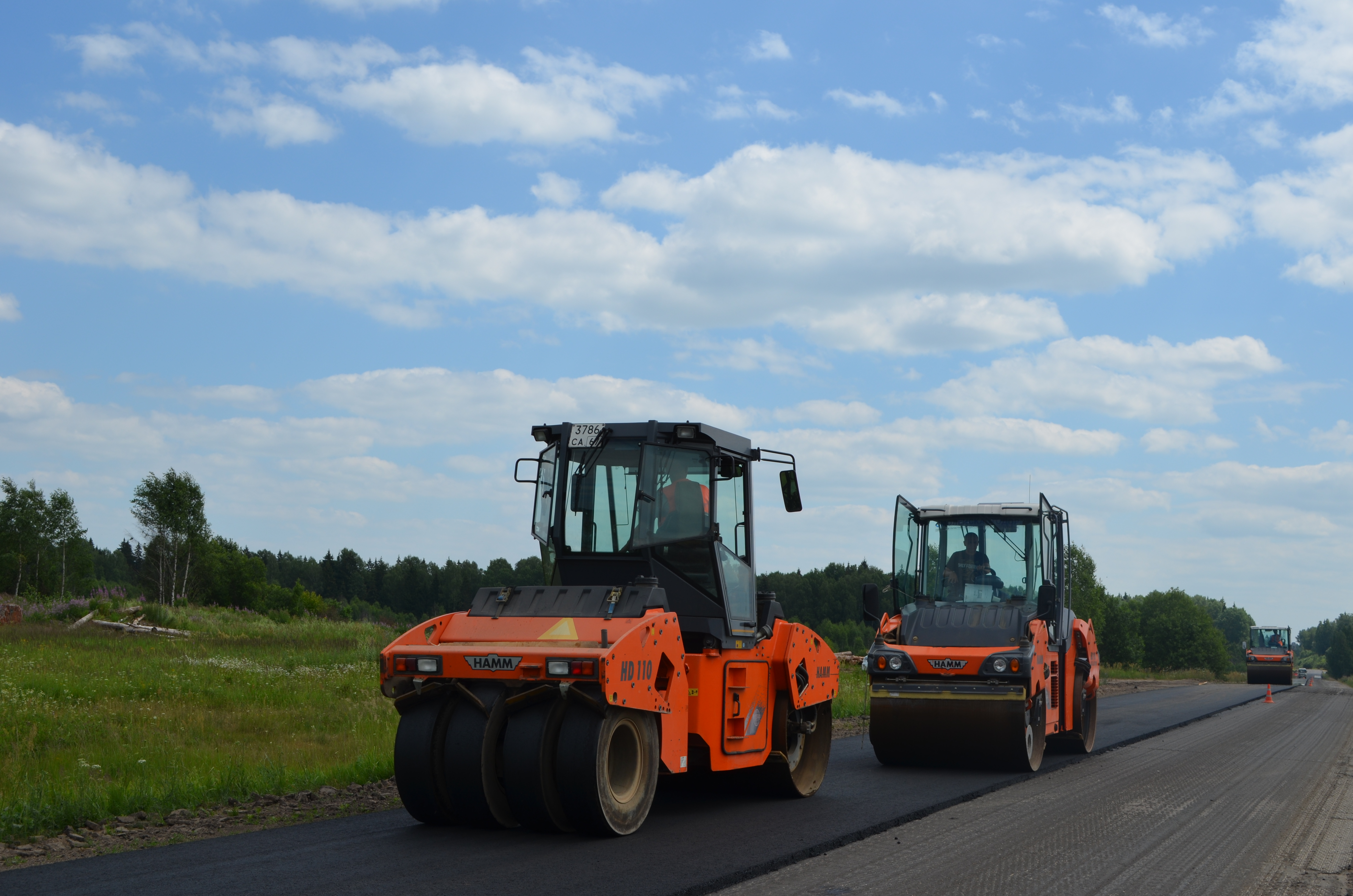 В Смоленской области продолжится ремонт автодороги, соединяющей три района
