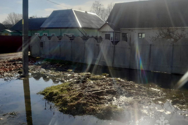 В Смоленской области из-за паводков остаются подтопленными 21 приусадебный участок 
