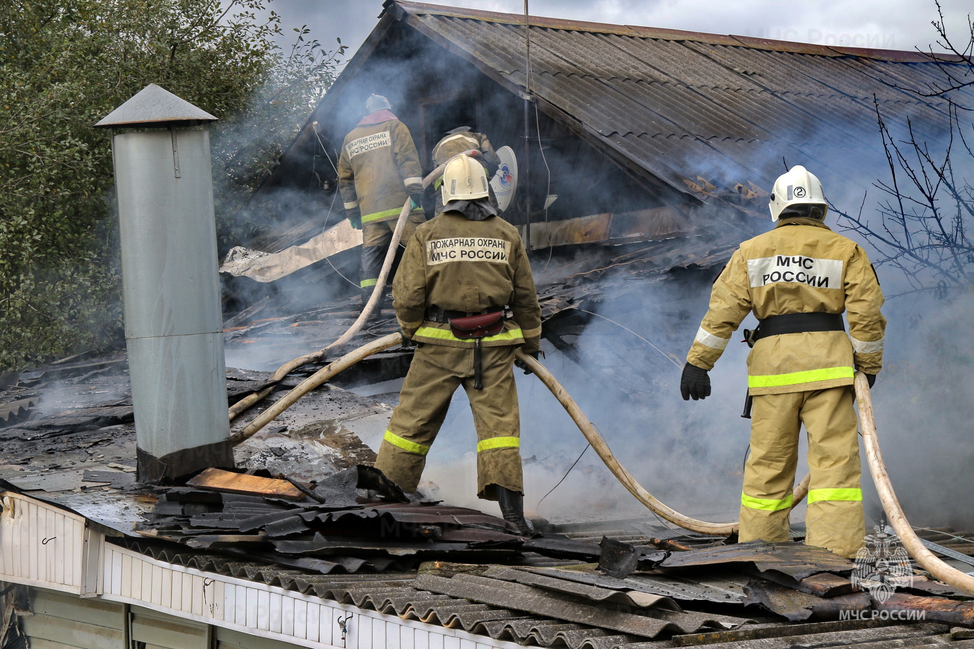 В Рославльском районе при пожаре в частном жилом доме погибла женщина