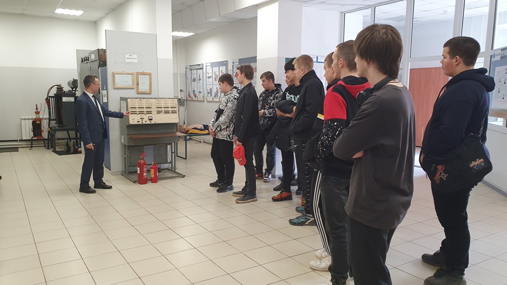 В Смоленскэнерго в апреле прошли дни открытых дверей для студентов и школьников