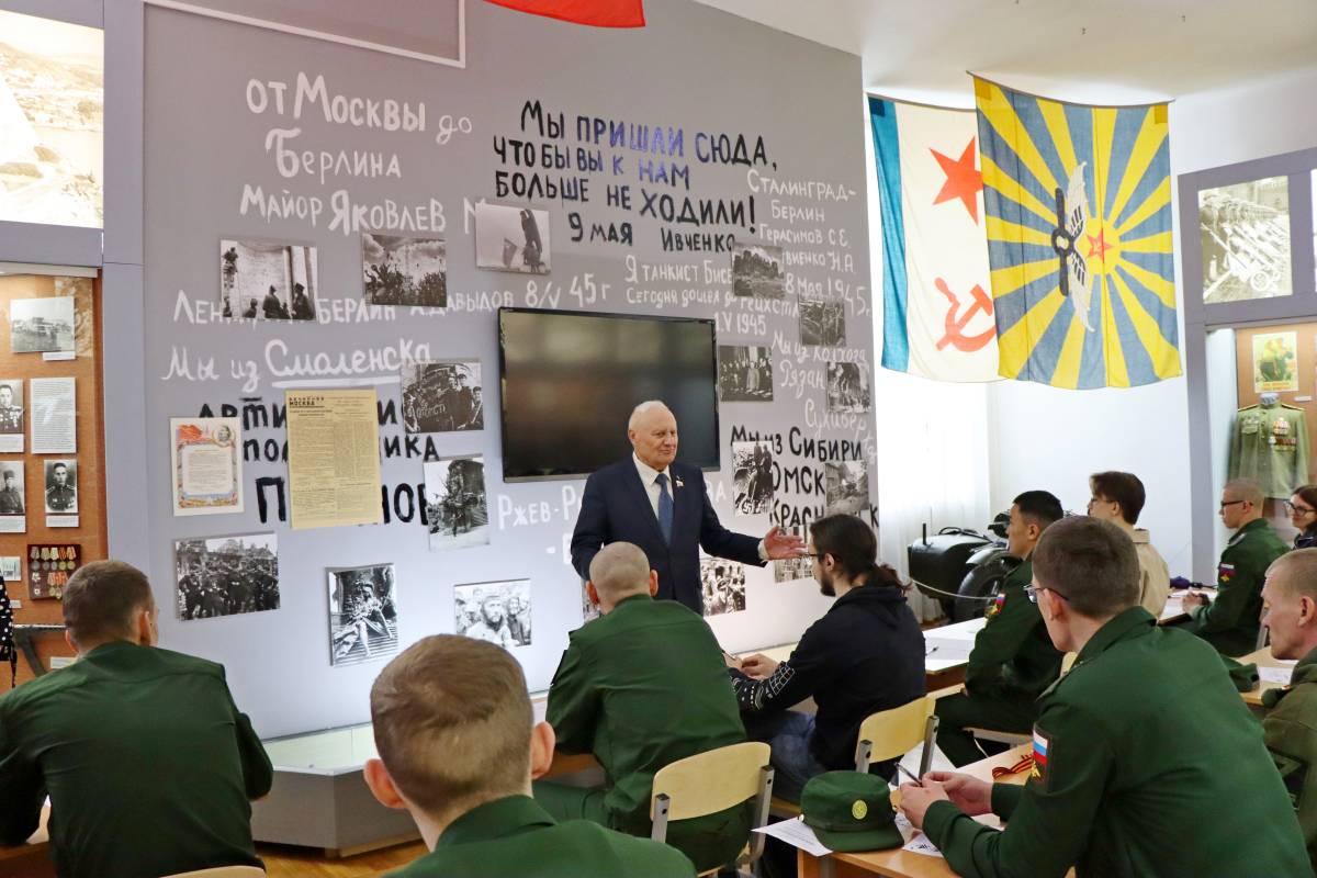 Жители Смоленской области написали «Диктант Победы»