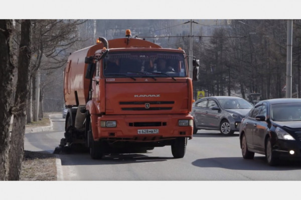 В Смоленске в связи с уборкой улиц ограничат места автомобильной парковки