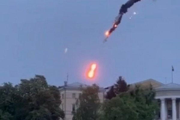Украинское ПВО сбило в небе над Киевом свой же беспилотник Bayraktar TB2