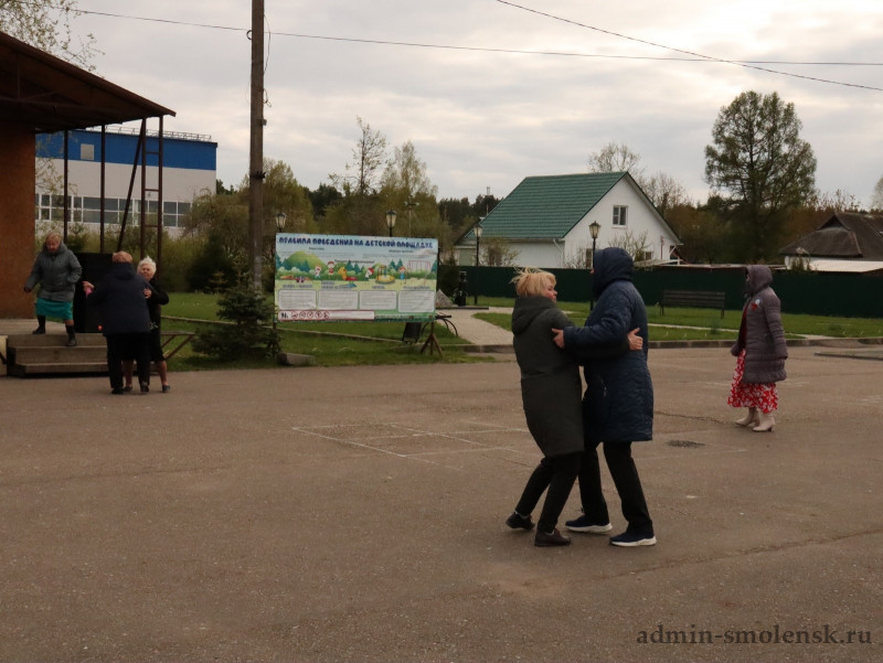 В селе Тёмкино открыли танцевальную площадку «Кому за …»
