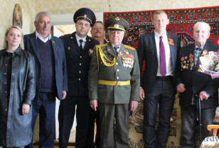 Ветеранов из Кардымовского района поздравили с Днём Победы