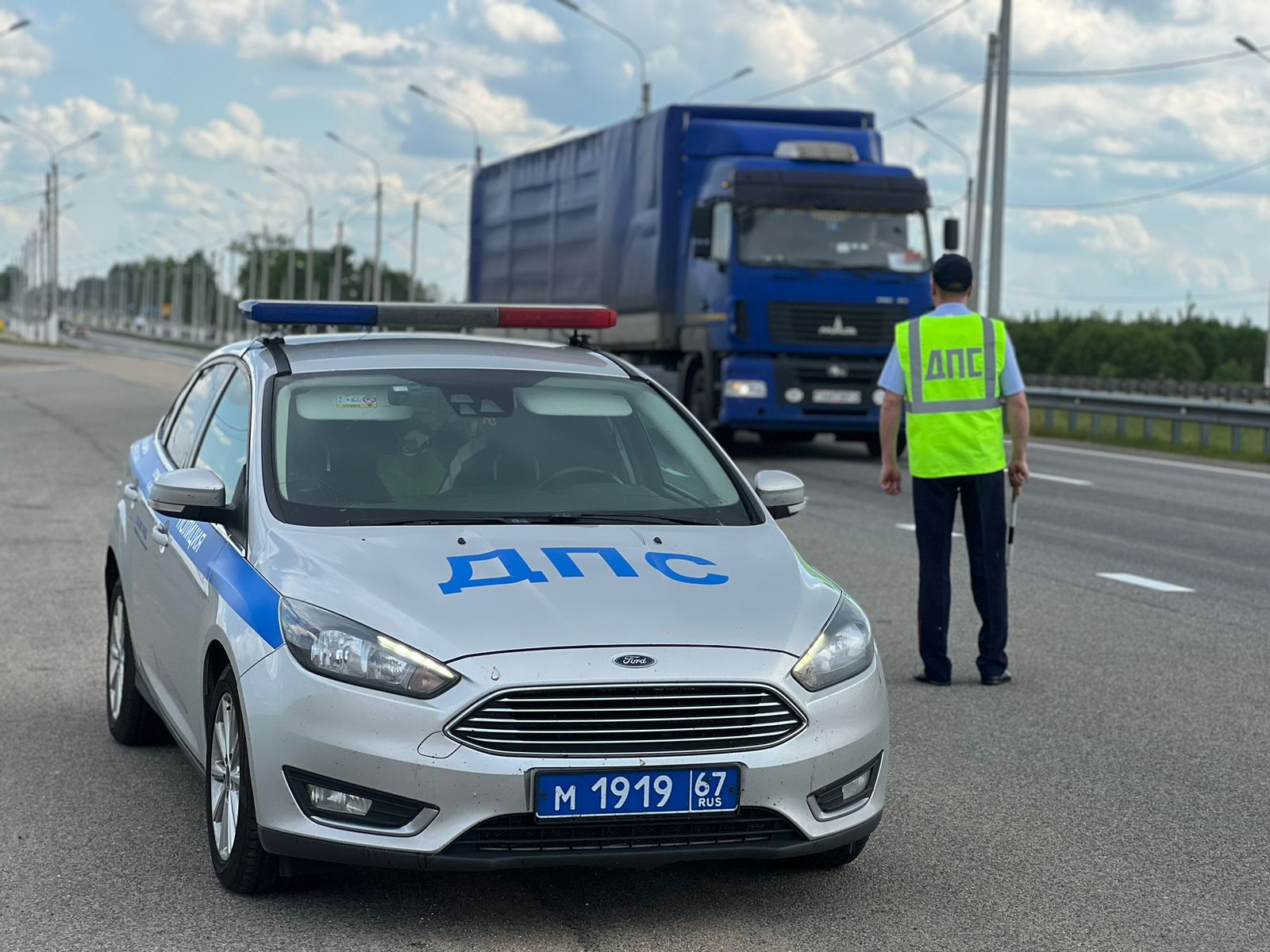 4 июня в Ленинском районе Смоленска пройдут «сплошные проверки» водителей