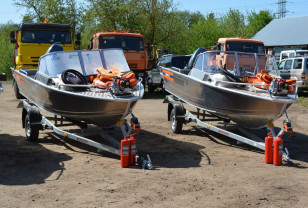 В Смоленской области филиалы Лесопожарной службы получили новые моторные лодки