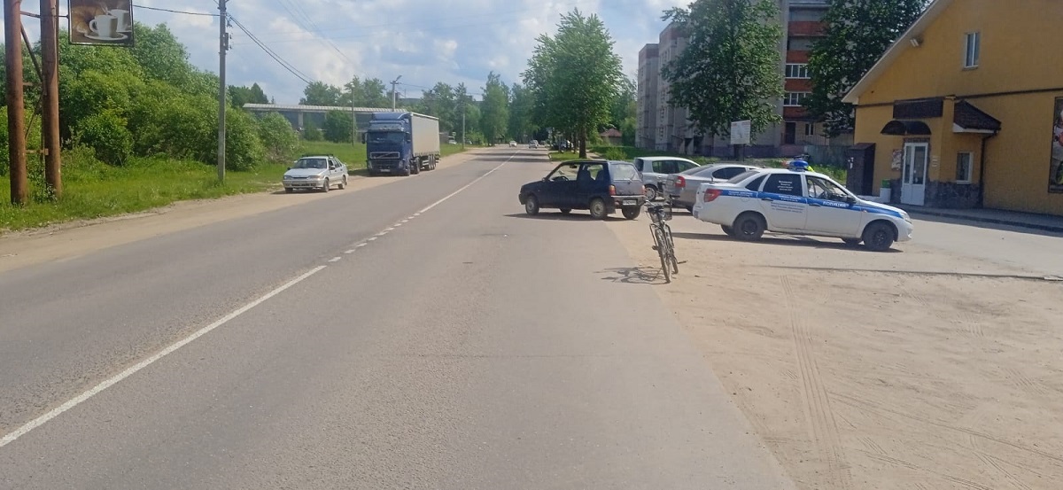 В Вязьме «ВАЗ» сбил 43-летнего велосипедиста