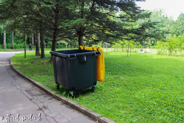 В Реадовке в Смоленске появились новые мусорные контейнеры