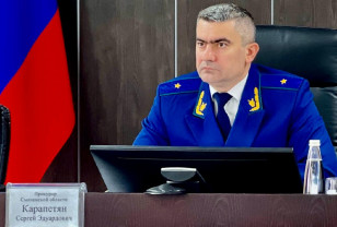 Прокурор Смоленской области провел личный прием жителей Починковского района