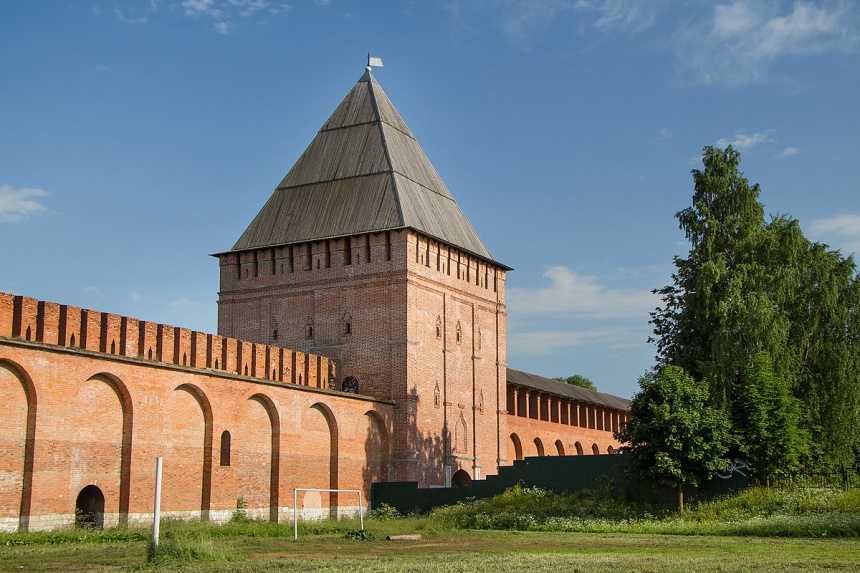 22 июля жителей Смоленска приглашают прибраться возле крепостной стены