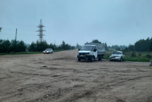 В поселке Всходы Угранского района столкнулись «ВАЗ» и «ГАЗ»
