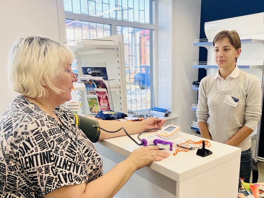 В сельских почтовых отделениях Смоленской области жители смогут измерить показатели здоровья