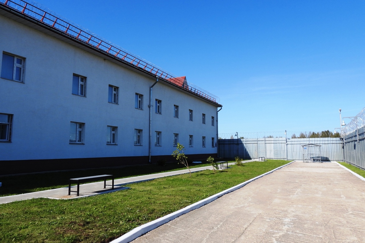 В деревне Анохово Сафоновского района ввели в эксплуатацию новое здание исправительного центра