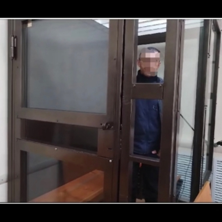 В Смоленске заключили под стражу обвиняемого в покушении на убийство супруги