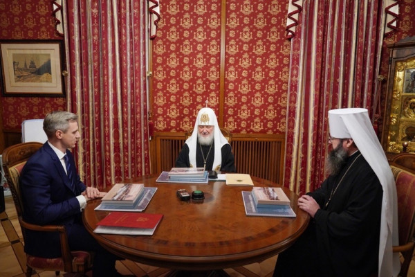 Состоялась встреча Святейшего Патриарха Кирилла с губернатором Смоленской области