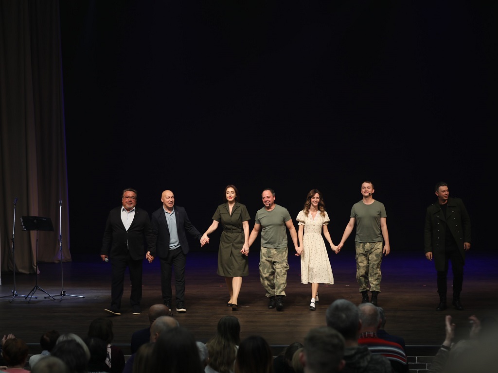В Десногорске состоялся показ спектакля «Люди А на службе Отечеству»