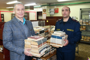 СмолГУ передал около 800 книг в учреждения УФСИН