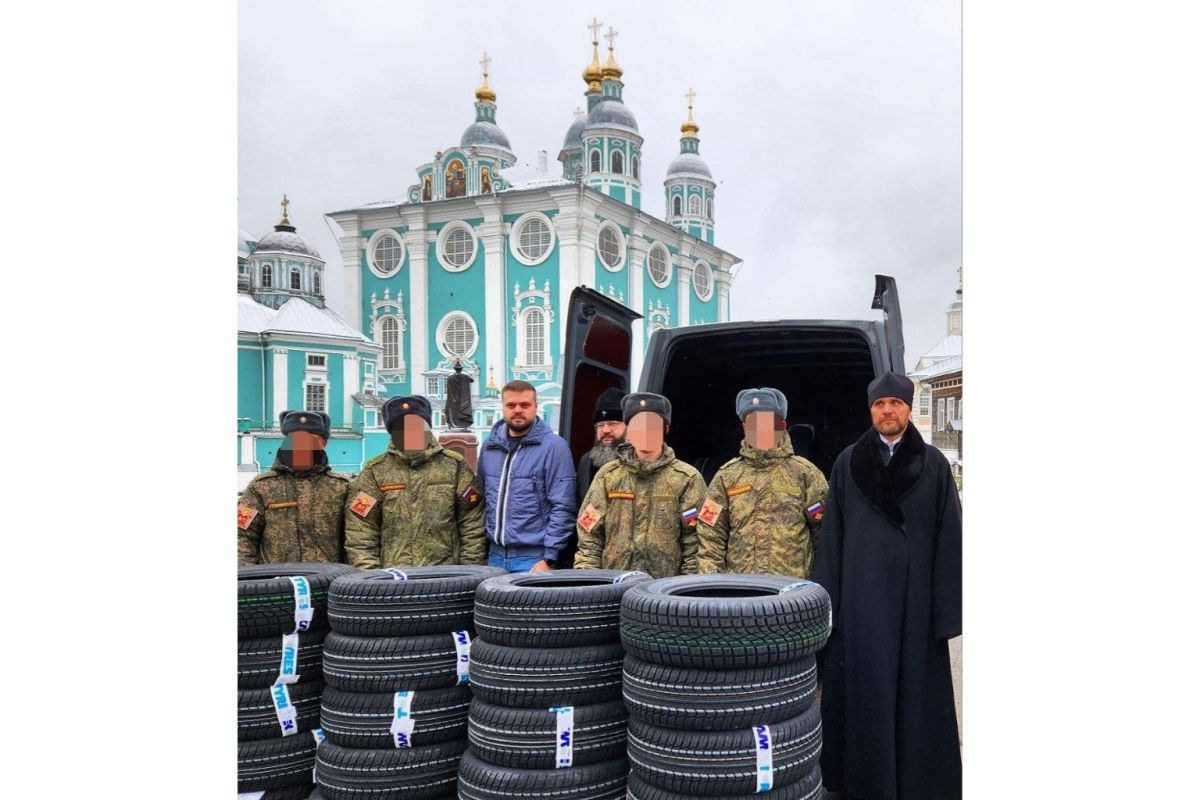 Из Смоленска отправили очередной конвой помощи в зону проведения СВО