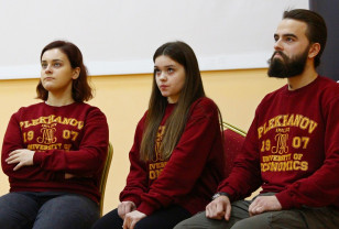 В Смоленске прошёл финальный этап студенческого клуба дебатов