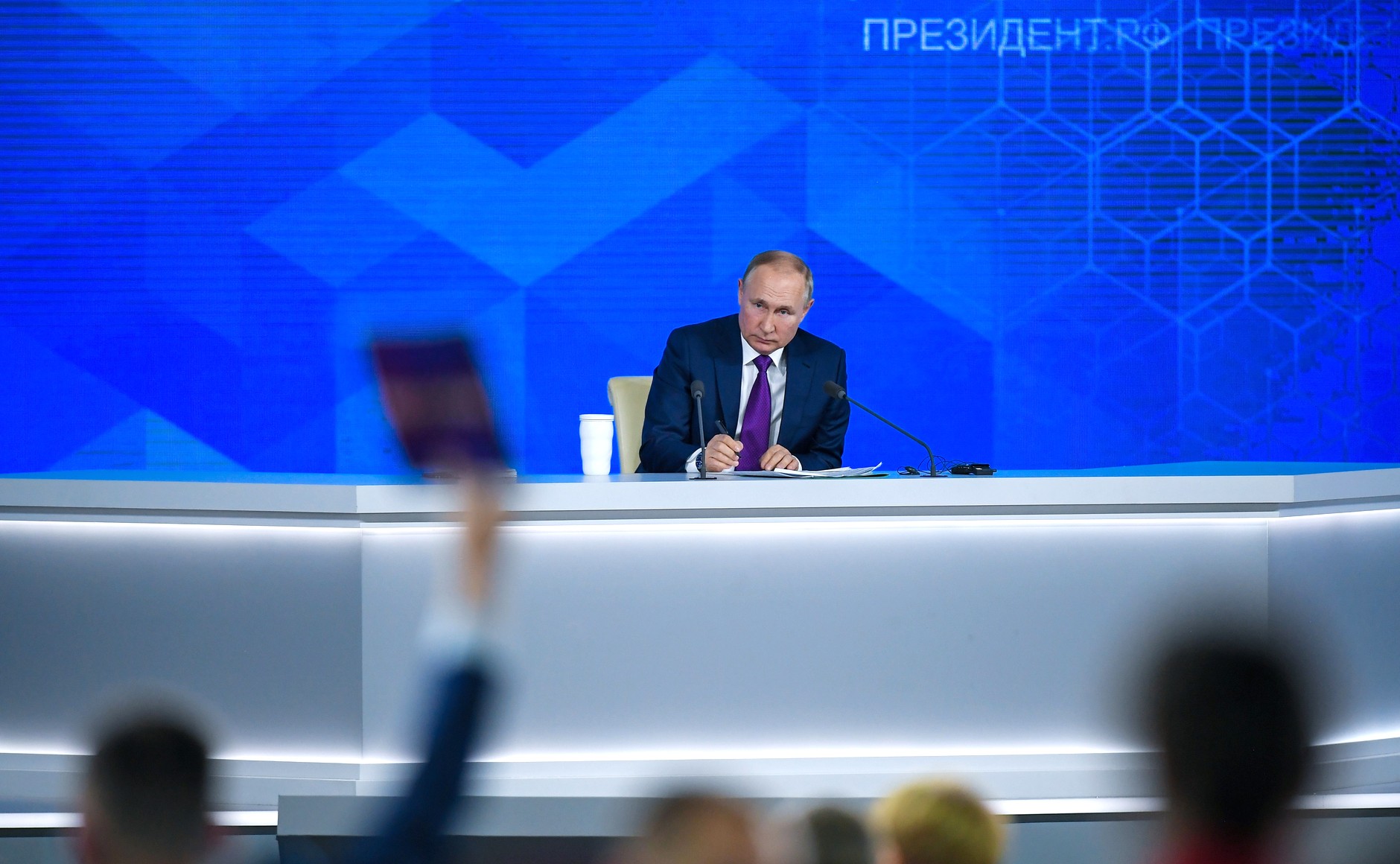 В Смоленской области поддержали новый формат пресс-конференции Владимира Путина