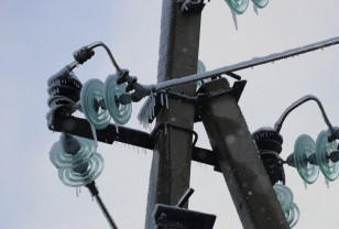 В Смоленской области специалисты восстанавливают нарушенное непогодой электроснабжение
