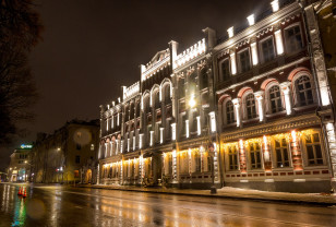 «Смоленскэнерго» завершило работы по монтажу архитектурной подсветки фасадов исторических зданий Смоленска