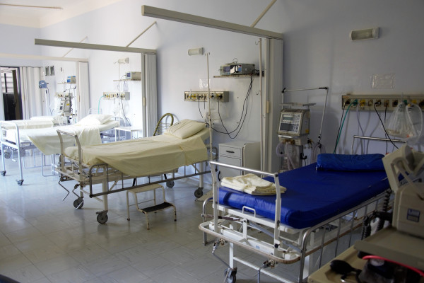 В больницы и поликлиники Смоленской области поступает новое оборудование