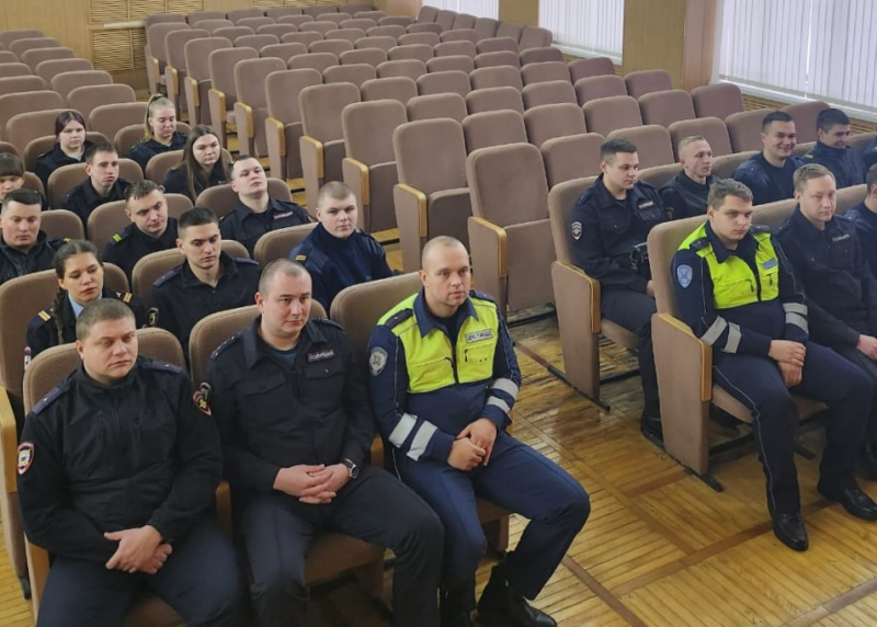 В Смоленской области МВД провело урок мужества