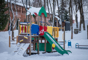 70 млн рублей из областного бюджета направили на строительство детских площадок на Смоленщине
