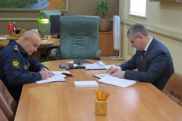Администрация Смоленска и региональное УФСИН подписали соглашение о сотрудничестве